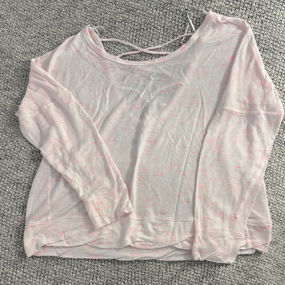 Live Love Dream Soft Speckled Knit Pullover
Women’s XL – Light Pink/Blush